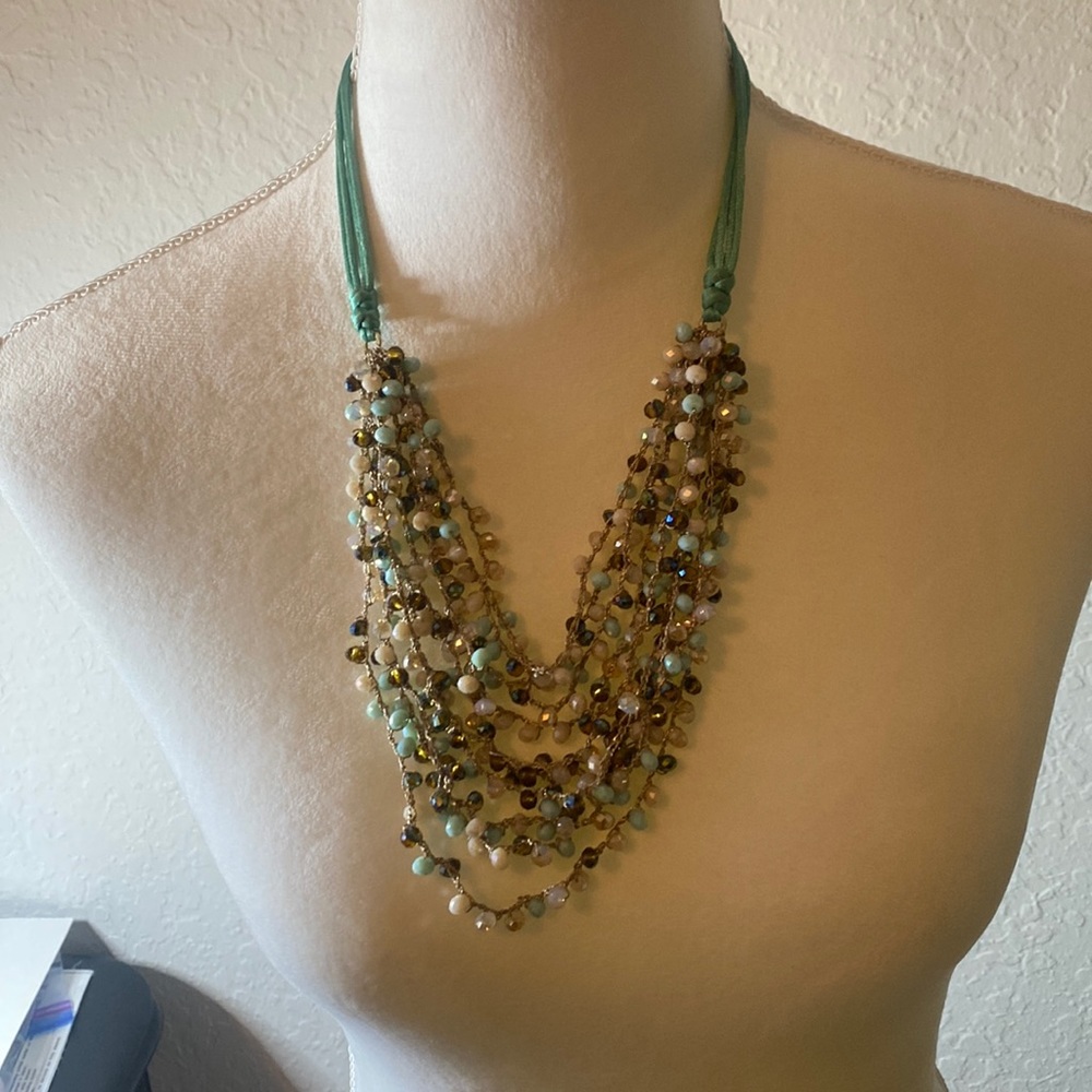 🩷Beautiful beaded necklace 🩷